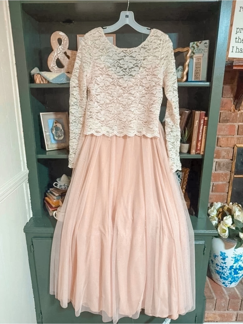 Jump Apparel 2pc Lace Top & Tulle Skirt Set Formal Long Sleeve 15/16 or L/XL